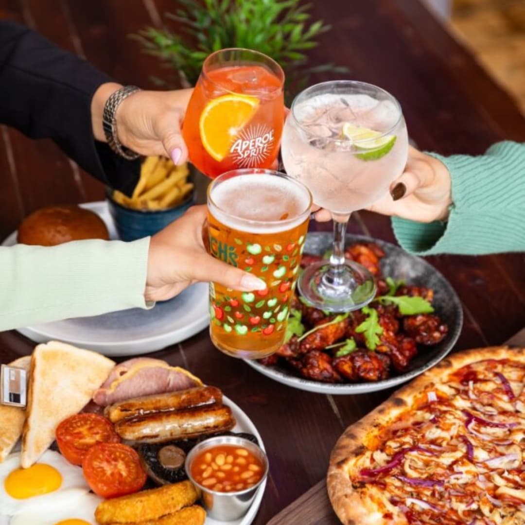 Best Bottomless Brunch Places Near Me Book Now at Crafted Social